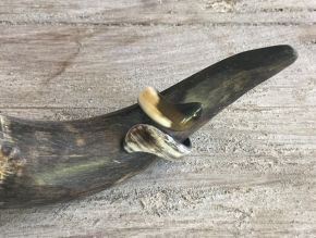 Handgemaakte gedraaide buffelhoorn ring, various colors, hoog 3.0 cm shiny finish. Lichtgewicht