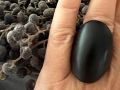 Stoere handgemaakte buffelhoorn ring, zwart mat. +/- 4 cm. Lichtgewicht.