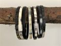 Armbanden buffelhoorn 7 stuks. S, M, L. Breedte 5mm, matte finish. Zeer licht in gewicht.