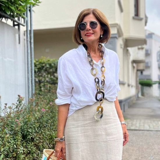 Stoere handgemaakte ketting buffelhoorn. Matte finish, lichtgewicht. Bruintinten. Lengte 116cm.