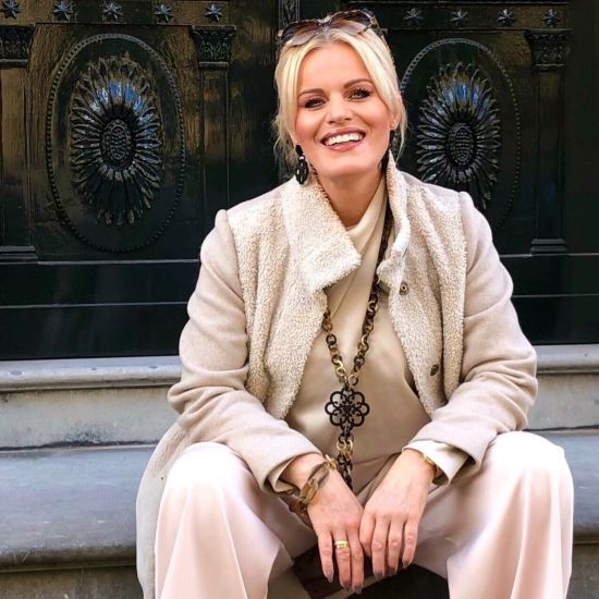 Buffelhoorn collier in matte bruintonen & zwart. Mat. Lengte 114 cm.