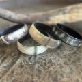 Matte, stoere buffelhoorn armband. Breedte 2cm. Verschillende tintjes.