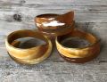 Stoere, sierlijke armband. Breedte 1.5 tot +/- 4cm. Glans finish, superlicht.